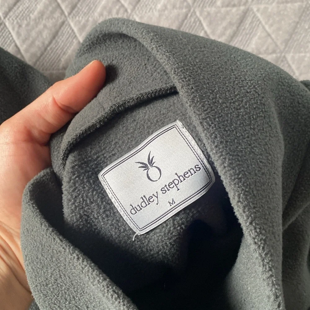 Dudley Stephens Cobble Hill Vello Fleece Turtleneck Steel Grey - Picture 6 of 10